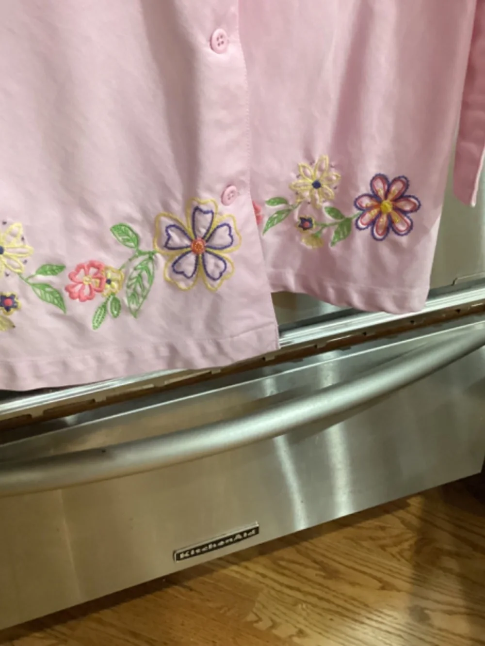 Cute Gap Pink Embroidered Shirtdress with belt
